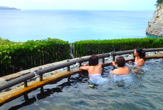 Mamashita Onsen Open-air bath