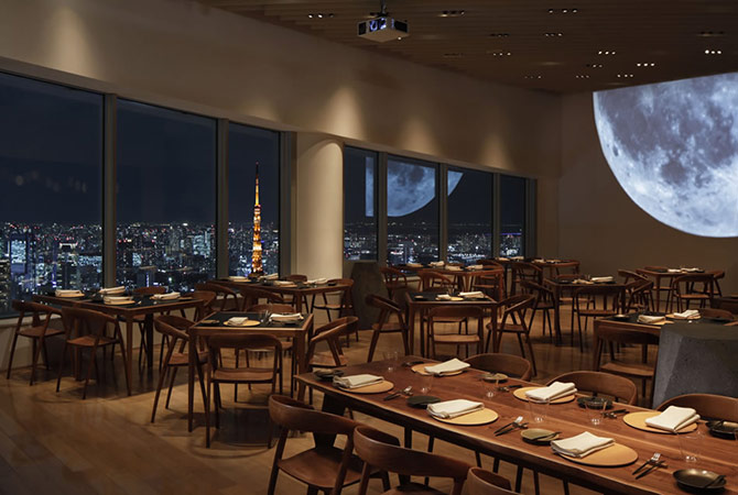 THE MOON Restaurant